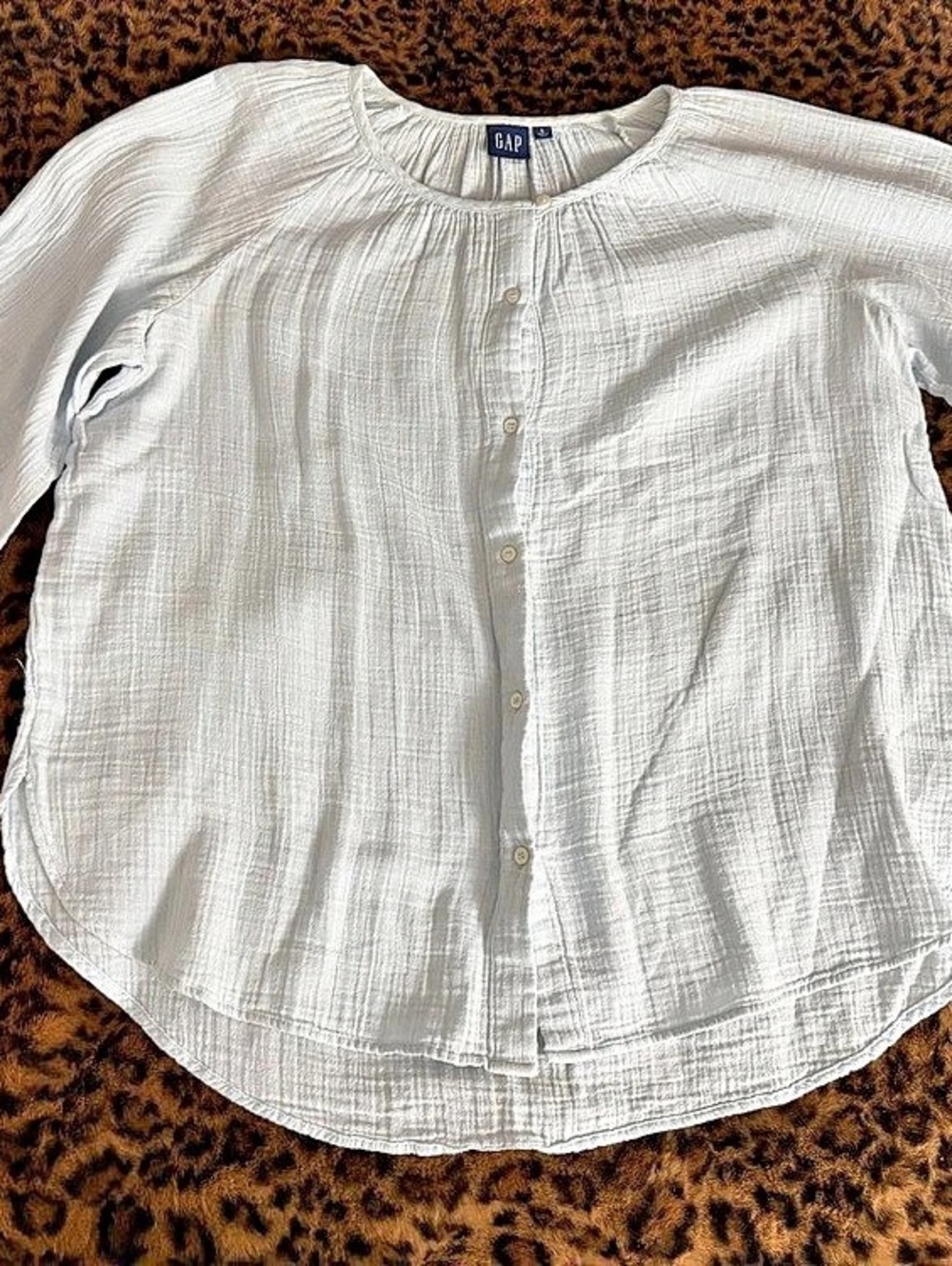 Gap White Button-Front Blouse